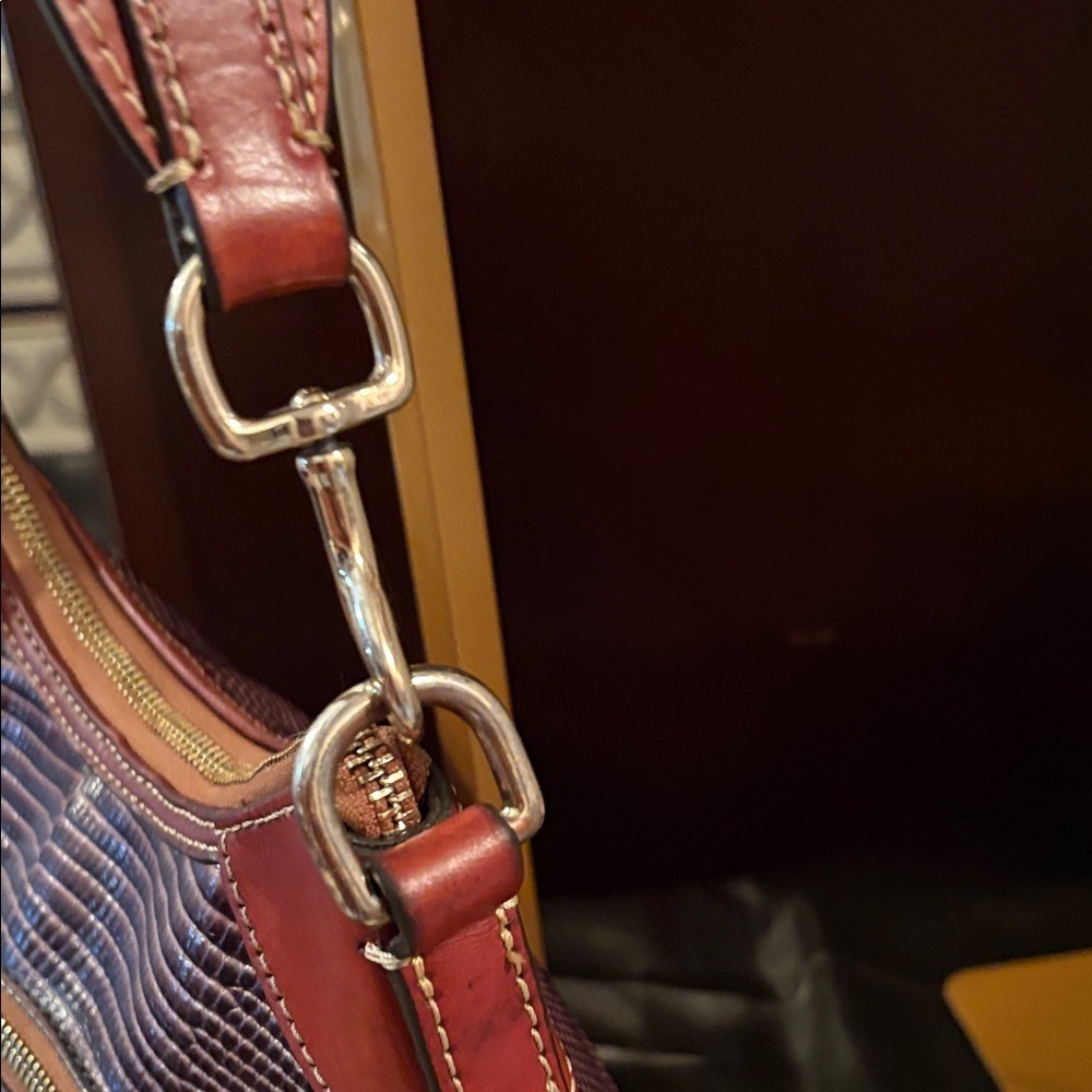 Dooney & Bourke Black and Brown Lizard embossed hobo Bag - Picture 3 of 12